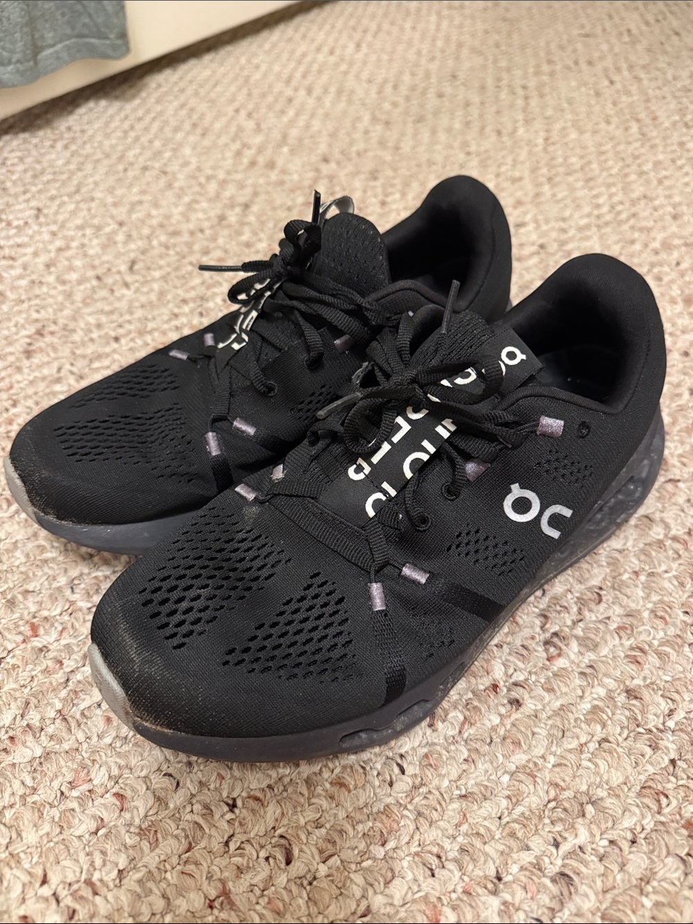 On Running Cloudflow Black Running Shoes